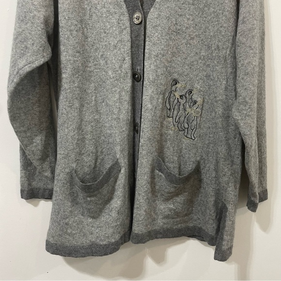 Public Cashmere Touch Lambswool Angora Gray Penguin Print Cardigan Size XL - Picture 4 of 7